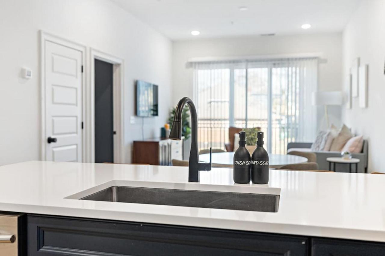 Modern Nashville Condo 5 Beds -3 Miles To Downtown Экстерьер фото