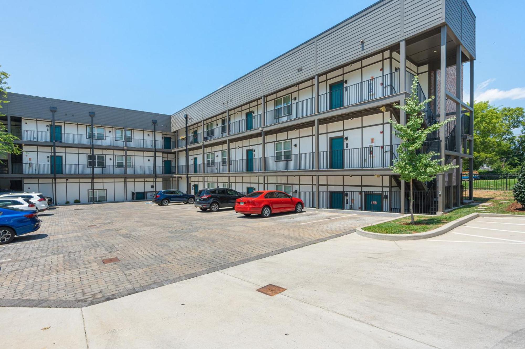 Modern Nashville Condo 5 Beds -3 Miles To Downtown Экстерьер фото